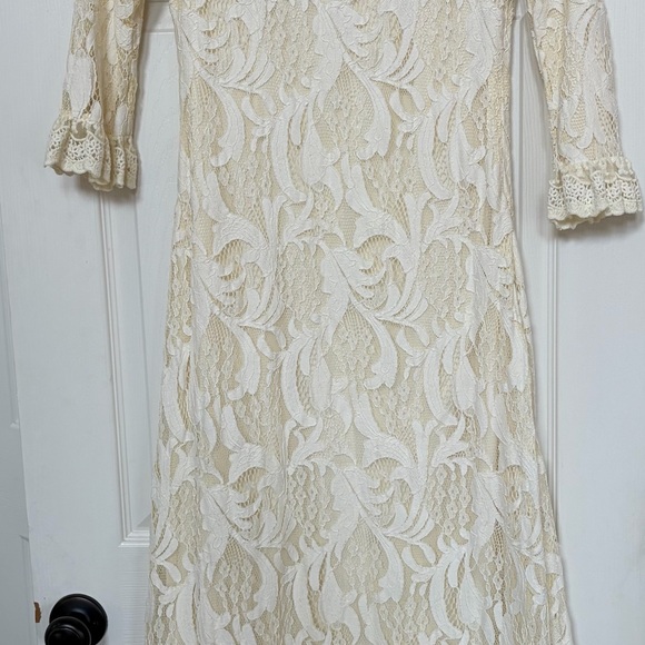 Dainty Jewells Cream Lace Dress - Picture 7 of 8